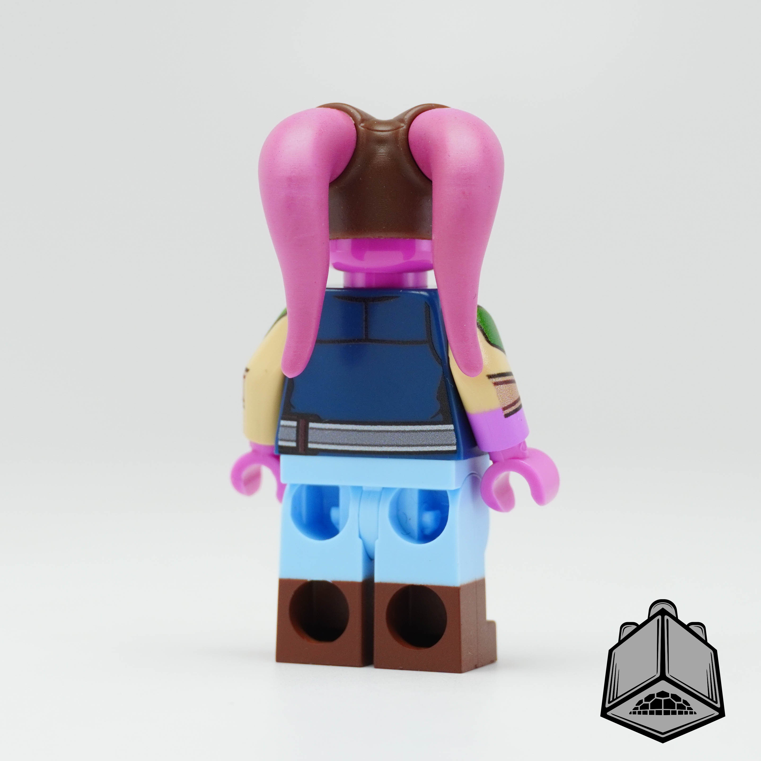 Devon Izara - Simplified UV Printed Figure