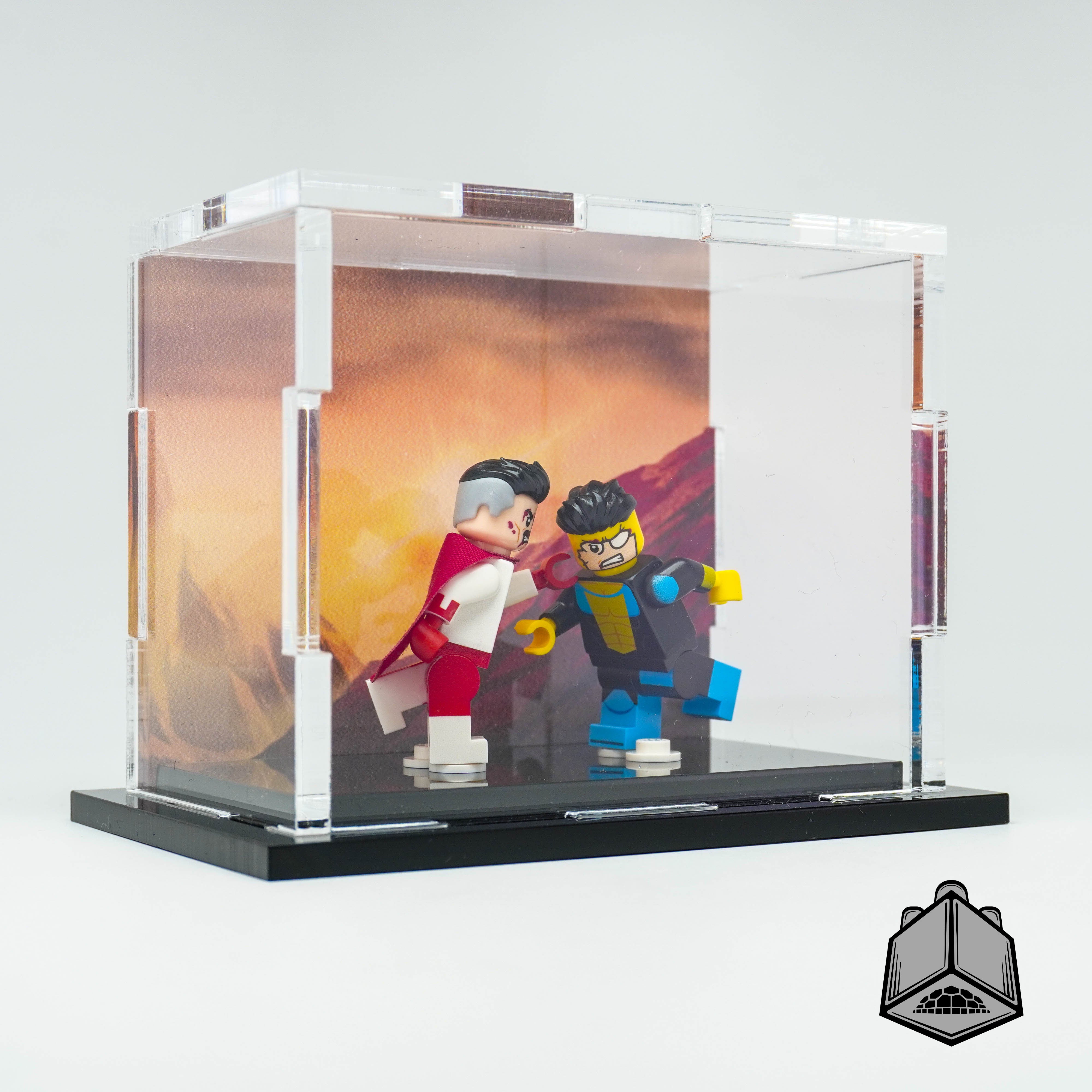 Invincible Vs. Omni-Man Display Case (BrickShell Cases)